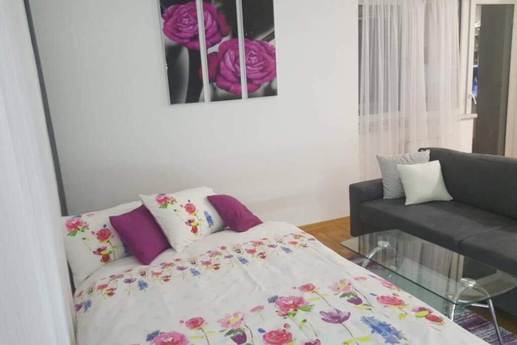 Fantasy Apartment Tuzla Exterior photo